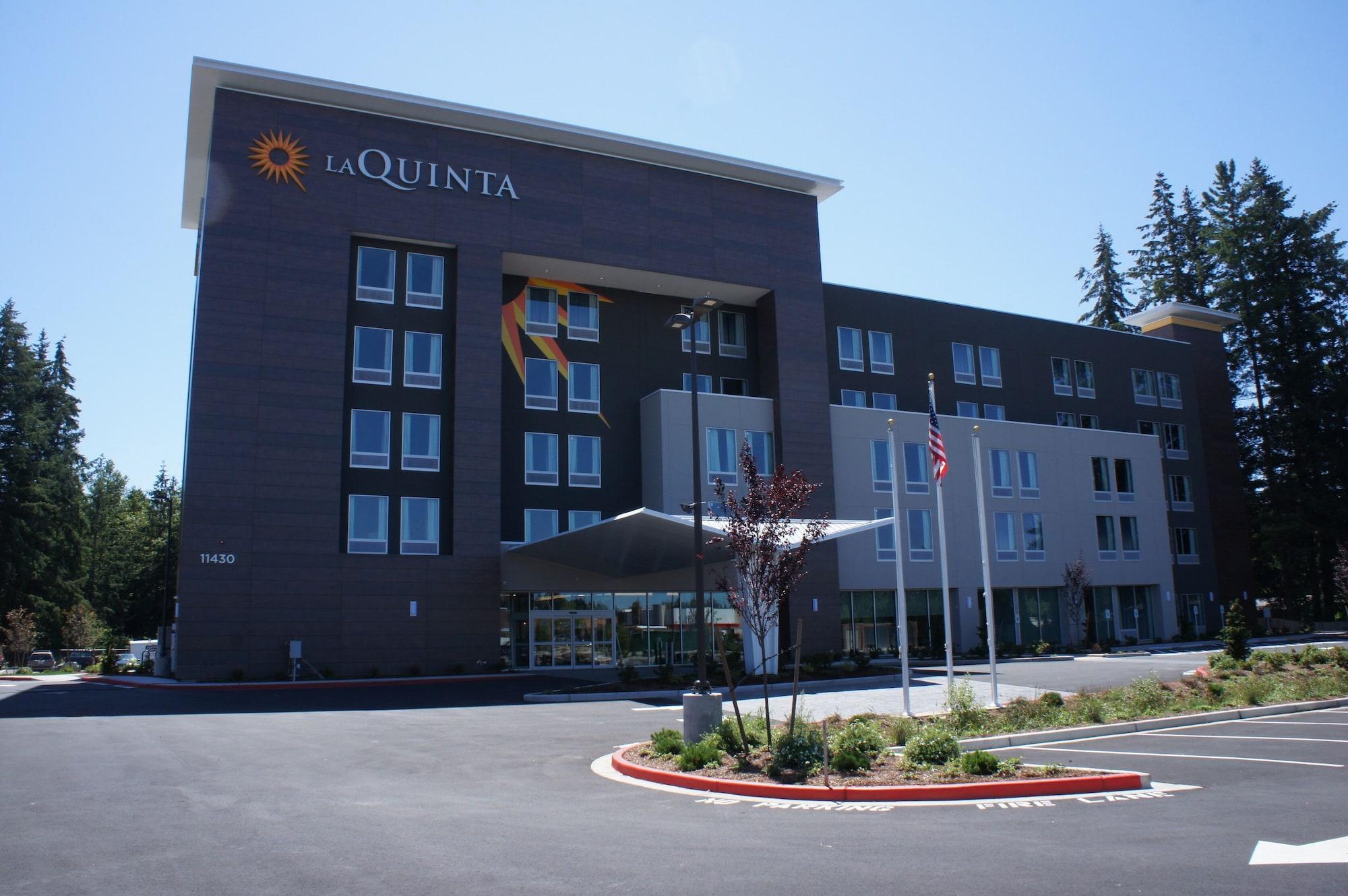 La Quinta Inn & Suites By Wyndham Marysville Exterior foto